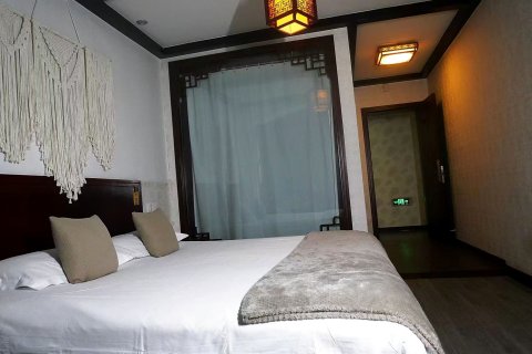 南浔瓶中时光客栈