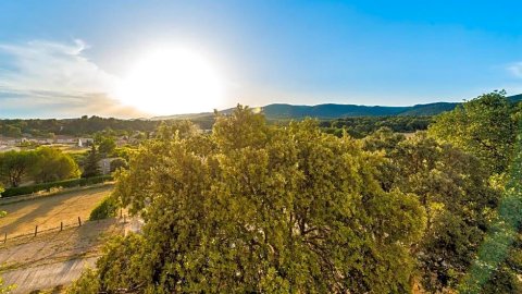 卡迪尔勒酒店(La Cadiere)