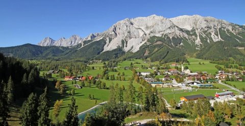 阿尔彭佩乐旅馆(Alpenperle)