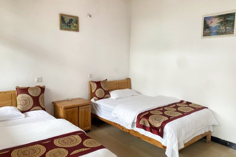 平乐古镇雪双苑客栈