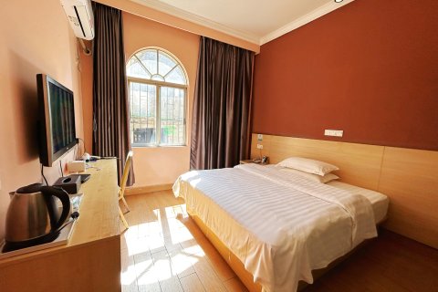 天景酒店(北流汽车总站店)