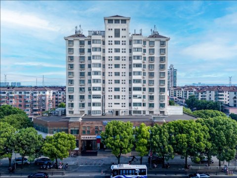 华舒·逸酒店(上海奉贤体育中心店)