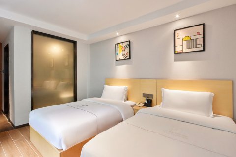 迎商酒店(广州市第一人民医院西门口地铁站店)