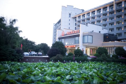 昆山锦溪湖大酒店