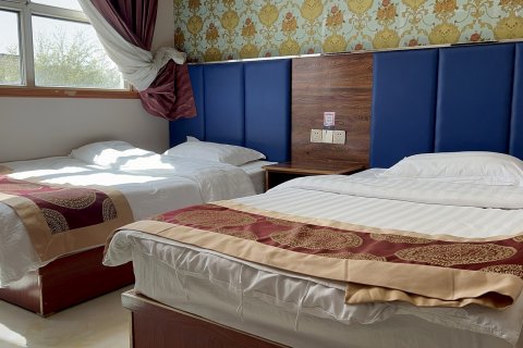 大柴旦黎明假日酒店