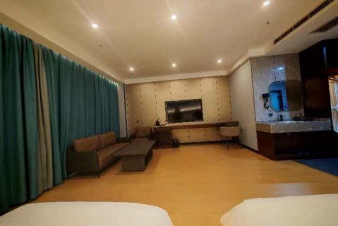 墨竹工卡泊客湾假日酒店