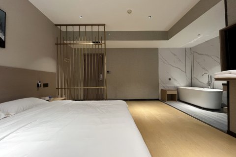 景朗大酒店(邓州火车站店)