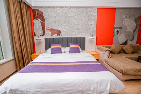 菲诺·皇冠假日国际公寓(天津机场空港铁三院店)