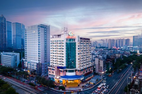 南宁湘桂国际大酒店(青秀万达滨湖路地铁站店)