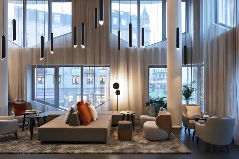 燕子归来酒店(百色右江区恒基广场美食城店)