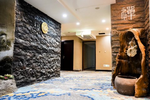 库尔勒明悦皇冠酒店(火车站店)