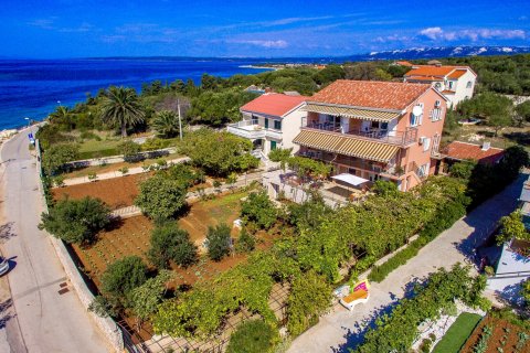 Ivan - 距海滩15米 - A1(Apartments Ivan - 15 m from Beach)