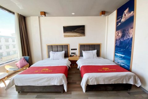 如家派柏·云酒店(日喀则市人民医院店)