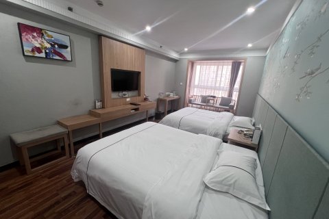 昆仑乐居商务酒店(新乡辉县店)