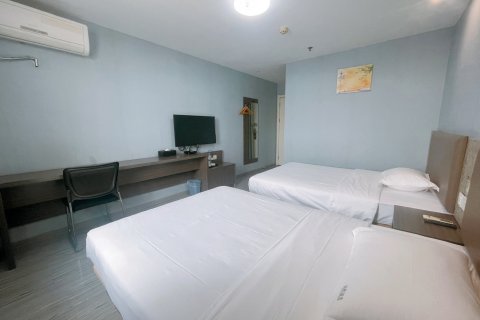 玥熙酒店(荆州北京西路人信汇店)