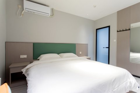 居易酒店(西安钟鼓楼回民街店)