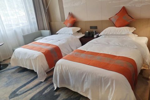 文县龙江大酒店