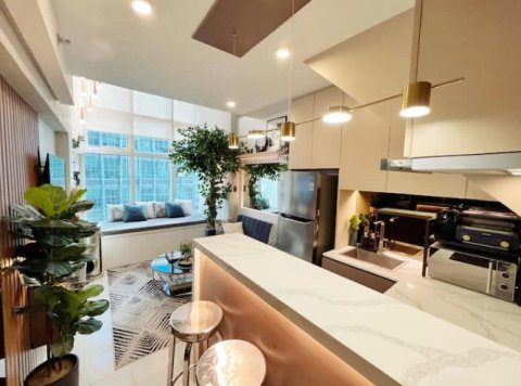 Japandi Modish-Luxe Penthouse in Ortigas CBD(Japandi Modish-Luxe Penthouse in Ortigas CBD)