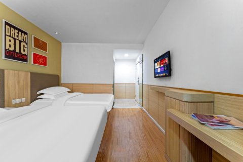 沭阳喜相逢酒店(人民中路三匹马商业广场店)