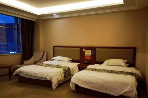 会泽臻恒大酒店