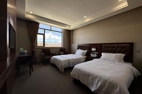 阿坝多美观景大酒店