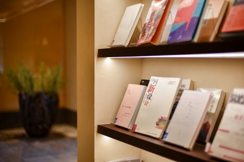 大连中山广场亚朵酒店