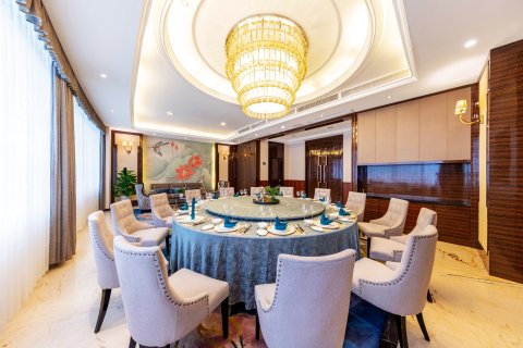 盛铂仕丹·天羿大酒店(岳池站店)