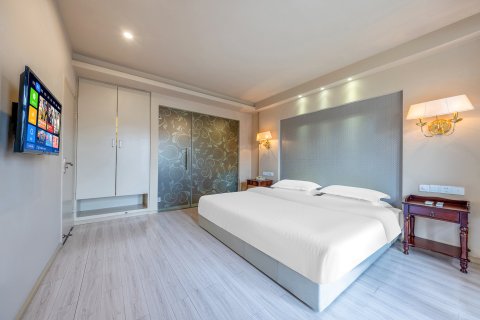 昆明大通道客栈(市体育馆地铁站昆医附二院店)