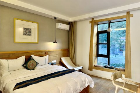 丹巴宝生居民宿(甲居藏寨1号观景台店)