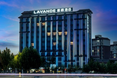 麗枫酒店(阿克苏机场新疆理工学院店)