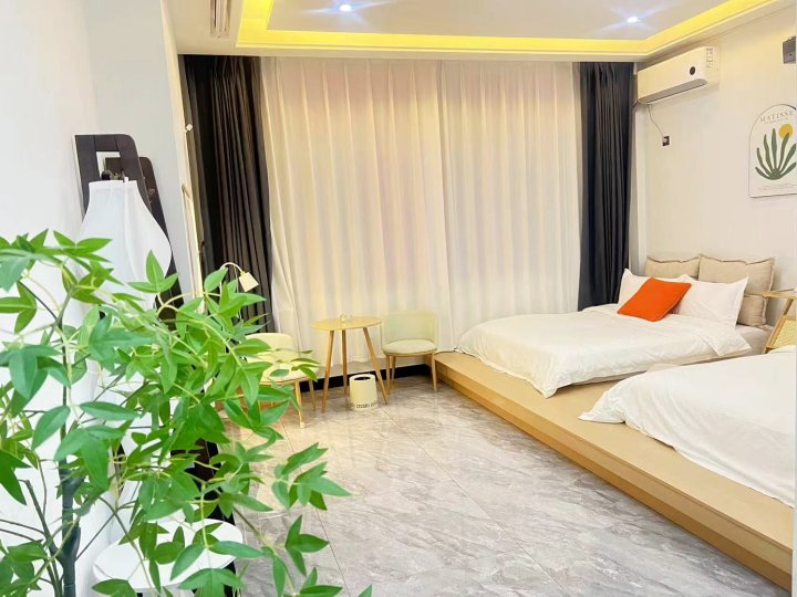 柒玥酒店式民宿