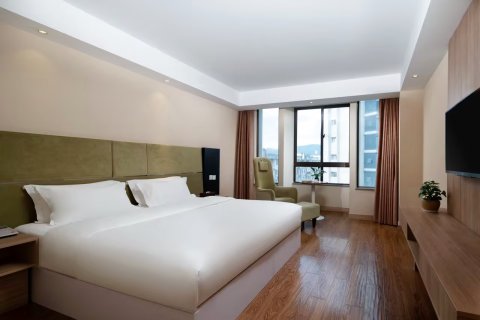 普洱铂曼酒店(创基尚城店)