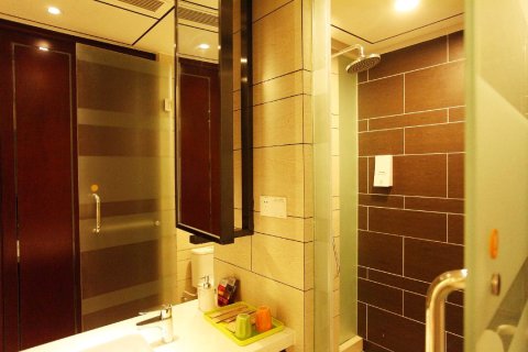 开元曼居酒店(连云港高铁站盐河古巷店)