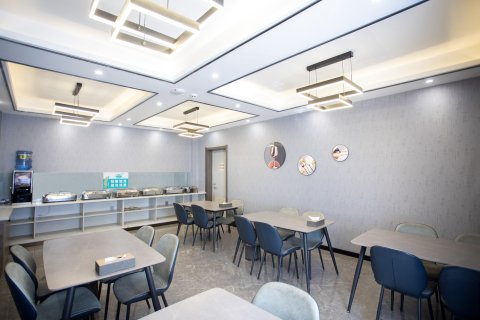 三塘湖镇佰豪雅阁大酒店