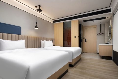 FunGee美宿欢致酒店(岳阳楼区天伦美食街店)