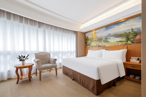 维也纳酒店(嵊州宝龙广场店)