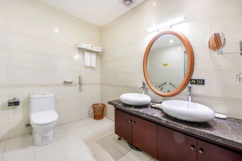 华豫国际酒店(和田夜市店)