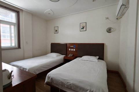 平阴云翠商务宾馆