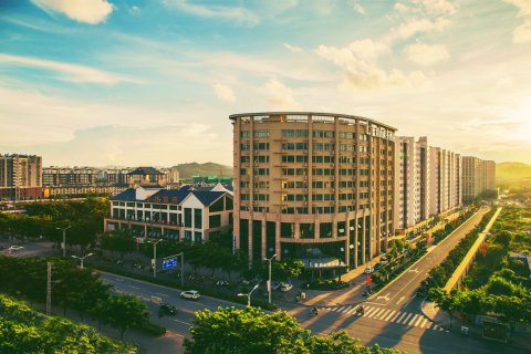 蓝眉山商务酒店(思茅区茶马古城店)
