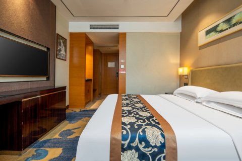 七星假日酒店(郧西人民政府老北街店)