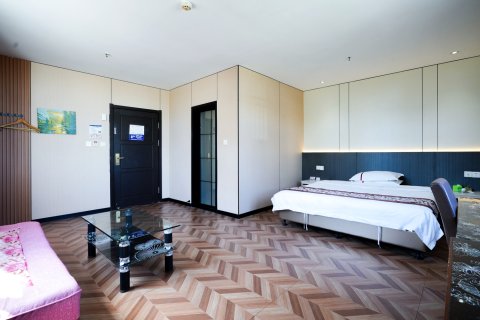 海阳英伦精品酒店