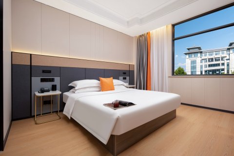 随州青城酒店(烈山大道大润发店)