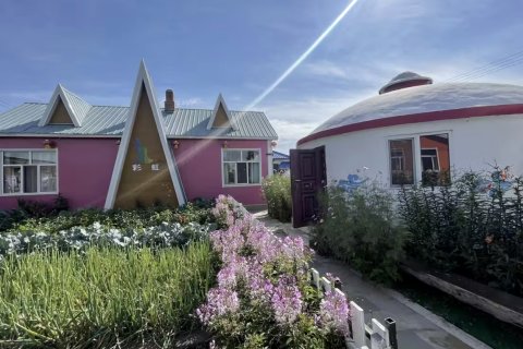 额尔古纳黑山头彩虹民宿