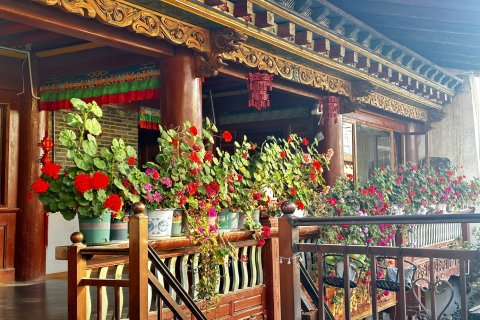 香格里拉源鑫阁客栈(独克宗古城店)