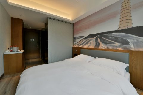 宜川壶口假日酒店