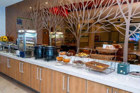 驿家365连锁酒店(衡水衡百怡然城第二中学店)