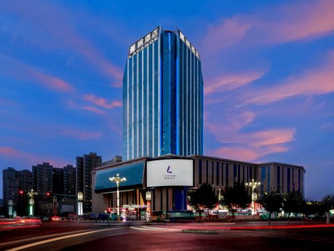 麗枫酒店(喀什火炬大厦小亚郎湿地公园店)