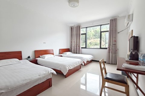 三清山秀月山舍