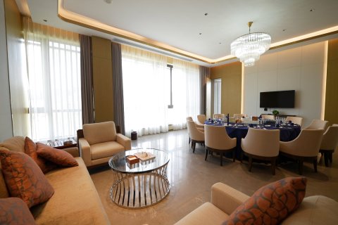 晴隆中天智选假日酒店