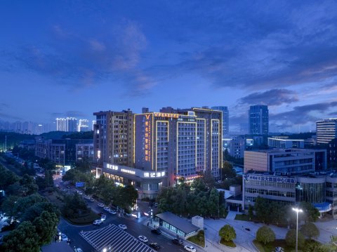 维也纳智好酒店(长沙麓谷公园地铁站店)